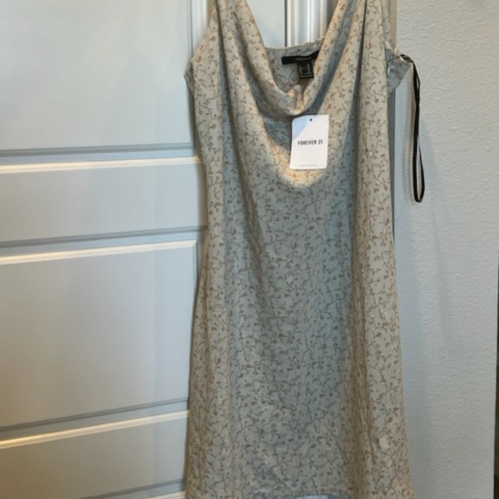 FOREVER 21 DRESS
